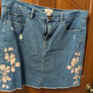 Women's Denim skirt -- size 14